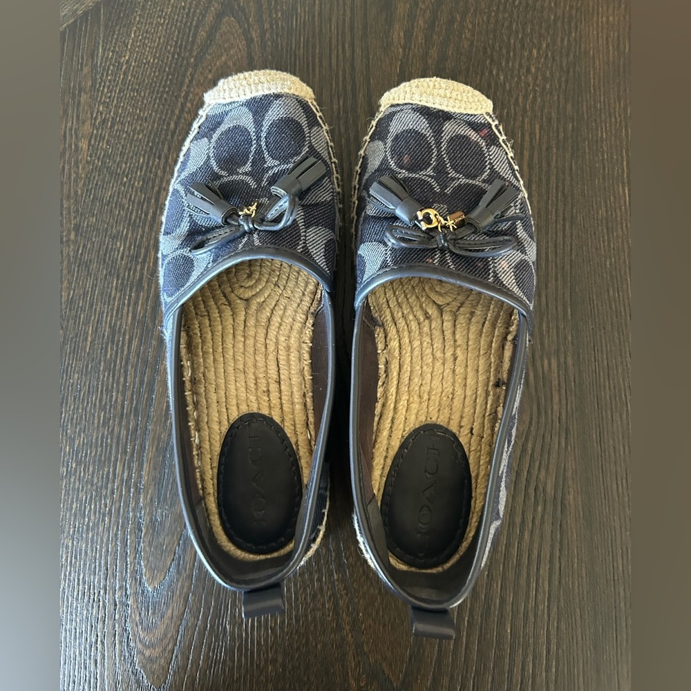 Coach Women's Navy & Gray Espadrilles Size 5.5